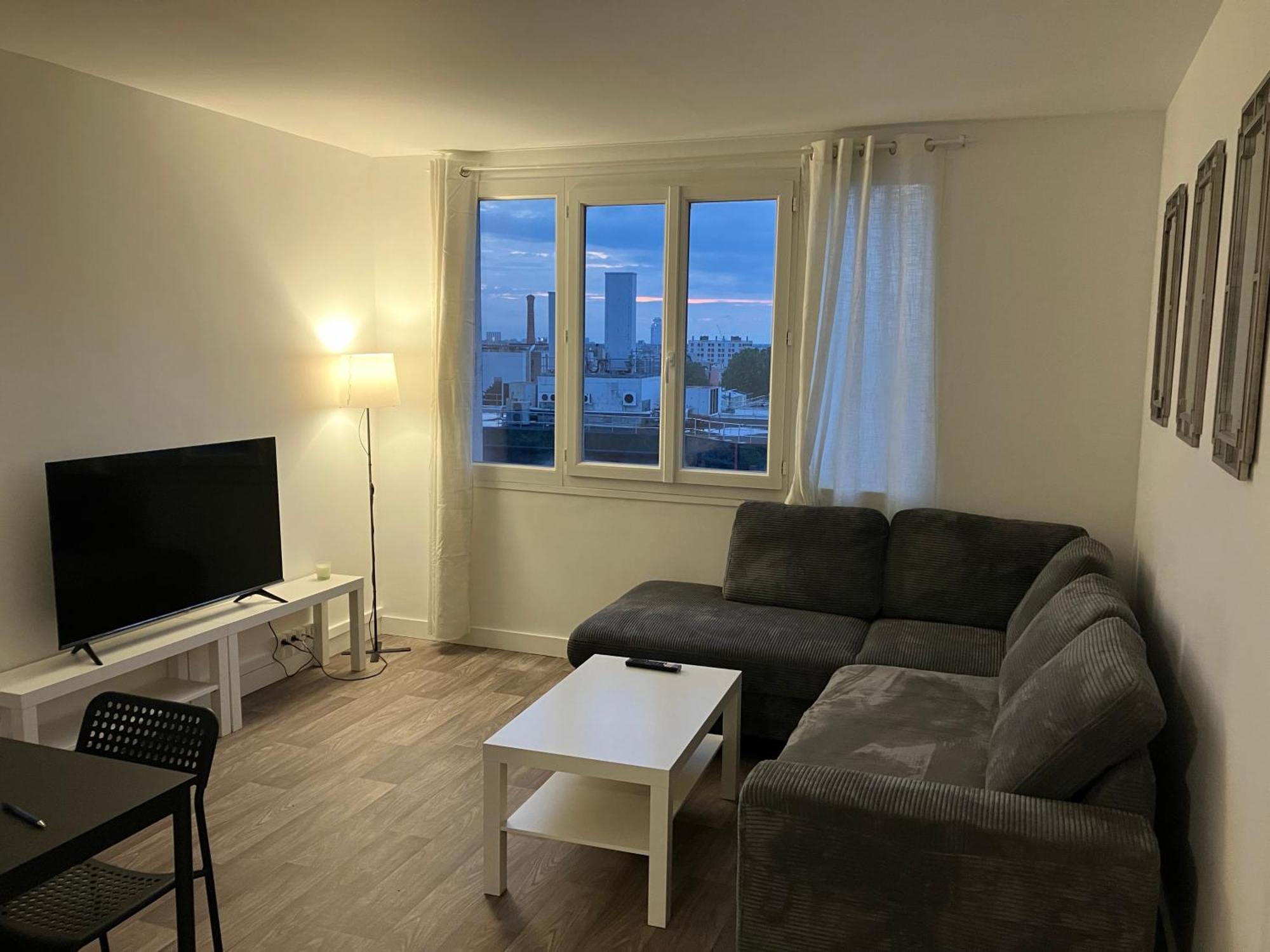 Spacieux A 15min De Paris - Free Parking - Free Wifi